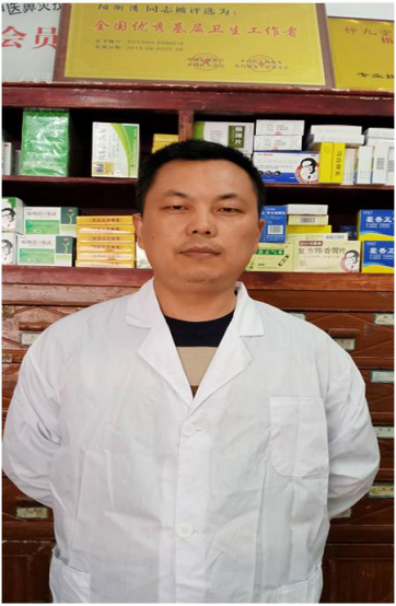 百年祖传治骨传人-阳衡清