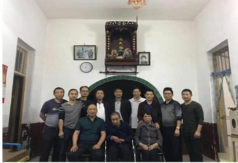 百年祖传治骨传人-阳衡清