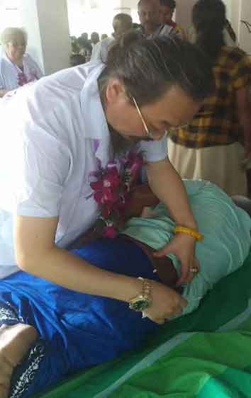 中医药亮剑人物、三焦针的创始人---秦红旗教授