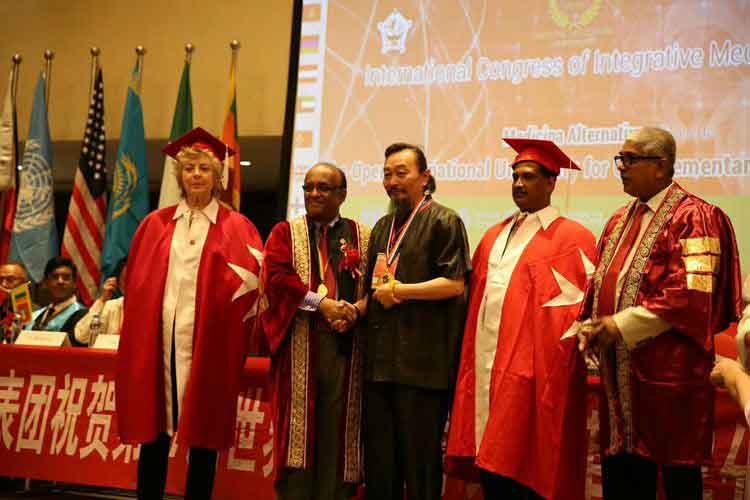 中医药亮剑人物、三焦针的创始人---秦红旗教授