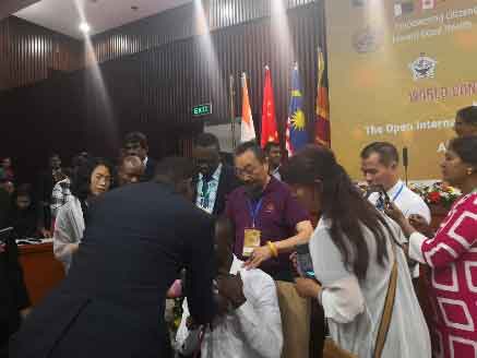 中医药亮剑人物、三焦针的创始人---秦红旗教授