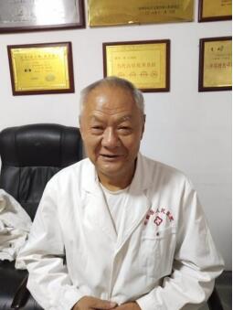 老骥伏枥 泽惠苍生 — 名中医肖云