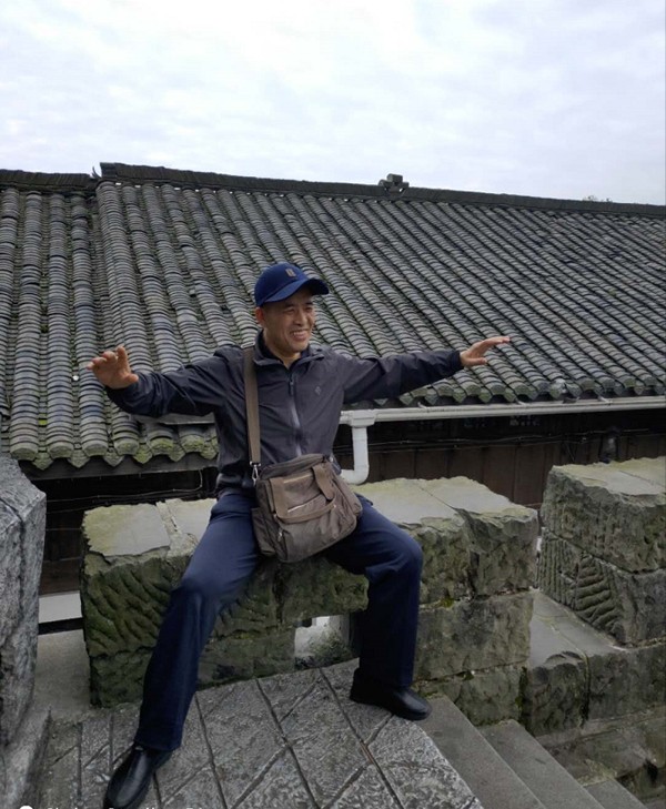 中国当代名中医—气功专家薛强