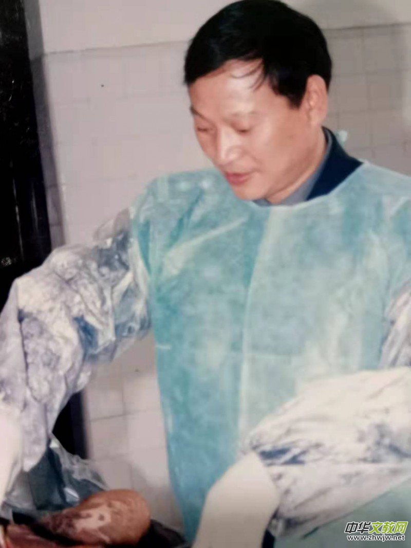 神农本草药芬芳 大医精诚心中藏——记浙江金华普济堂张小桂（贵）医师