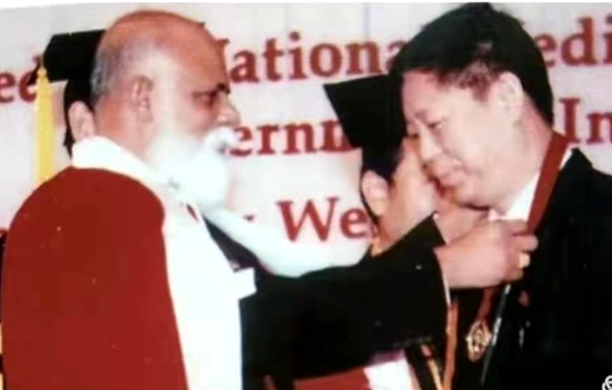 全国最美基层名中医——甄挺