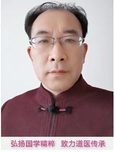 弘扬国学精粹 致力道医传承——道家推拿 持咒点穴郑光恩皓月道医