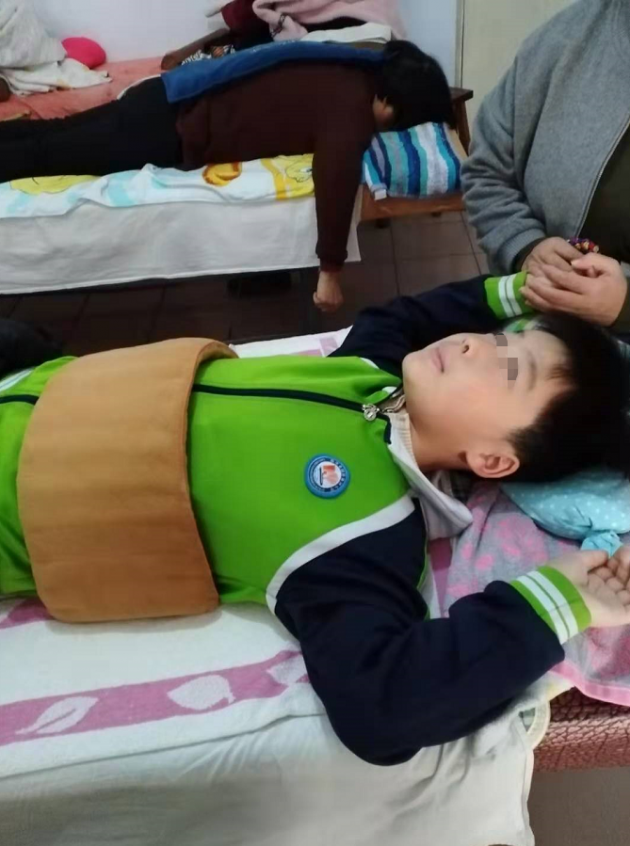 奇人奇术治疑难病——点对点手法技术李守仁老师