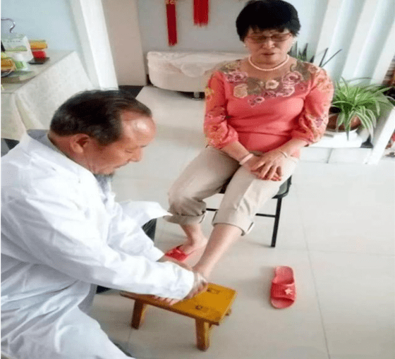 中医国粹人物——著名特色诊疗专家 朱培于