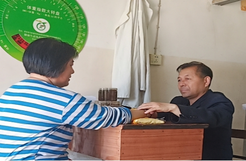 医者仁心民间风湿骨病专家朱林