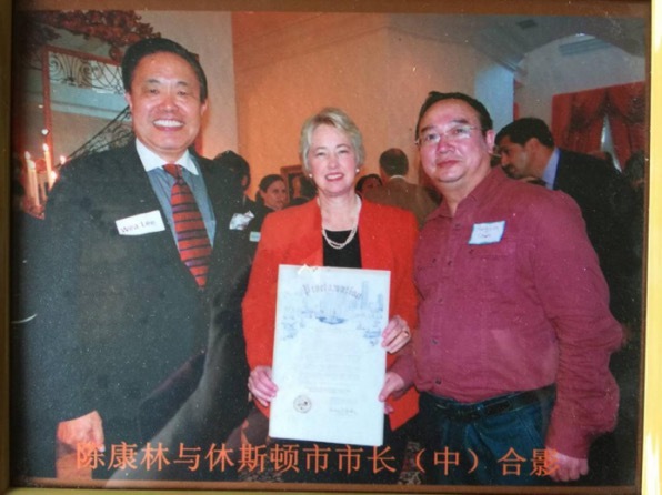 陈康林四十年心血凝聚，《药用真菌肿瘤学》惠及肿瘤家庭