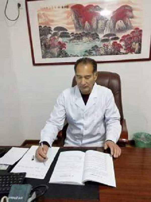 大医精诚 悬壶济世 武汉仁乐中医研究所所长张成富