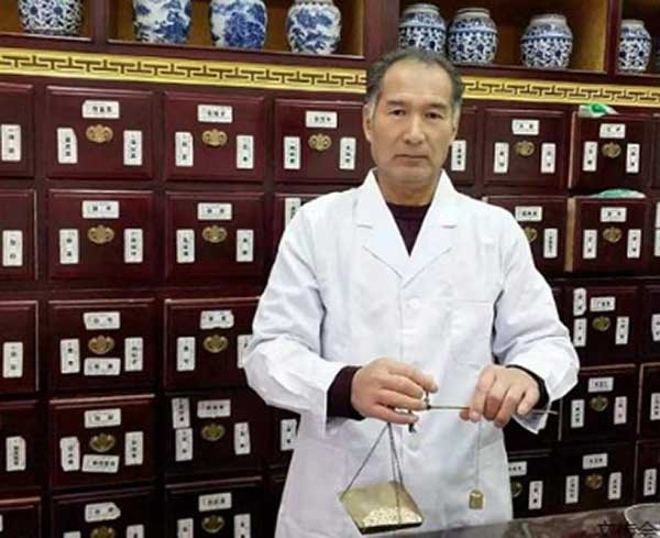 大医精诚 悬壶济世 武汉仁乐中医研究所所长张成富