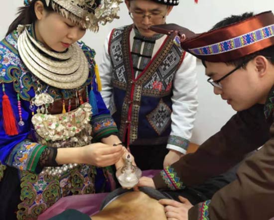 湖南省基层名中医.——粟万成教授