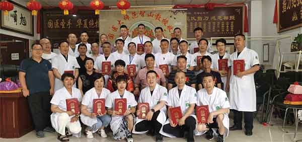 中国医药领路人——范智山